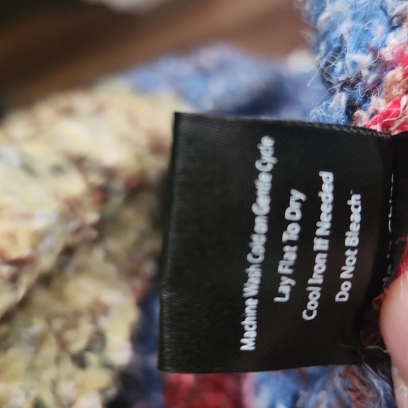 POL Multi-color Fringe Cardigan - Picture 12 of 16